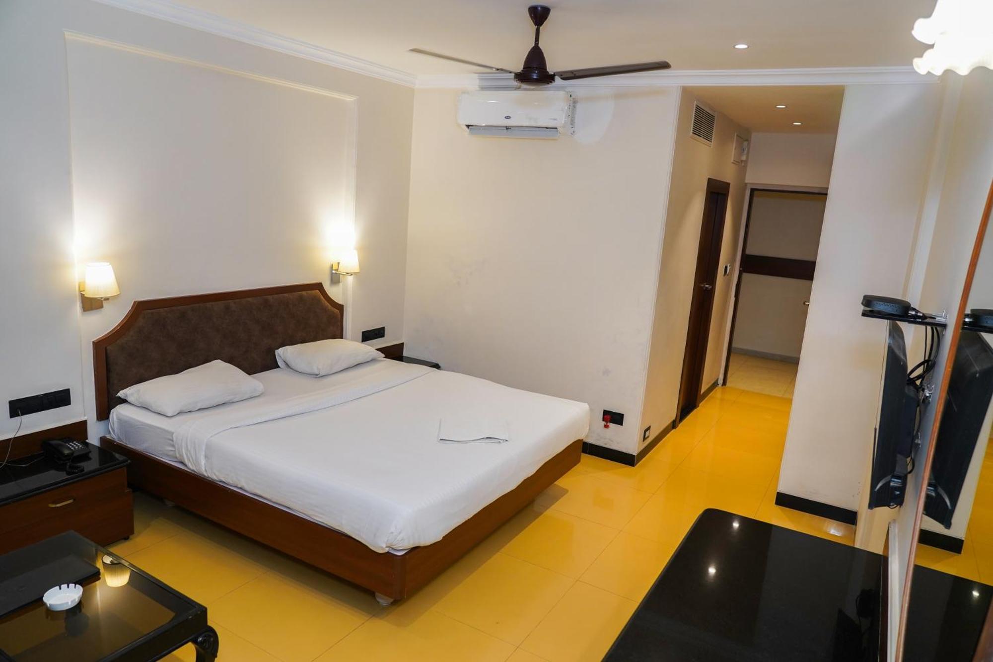 Hotel Sun Shine Inn Mira-Bhayandar Экстерьер фото